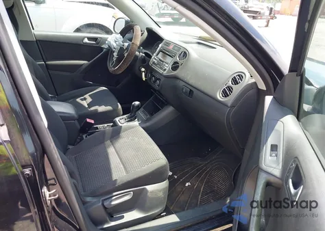 2011 Volkswagen Tiguan S from USA, damaged, VIN WVGAV7AX1BW532976